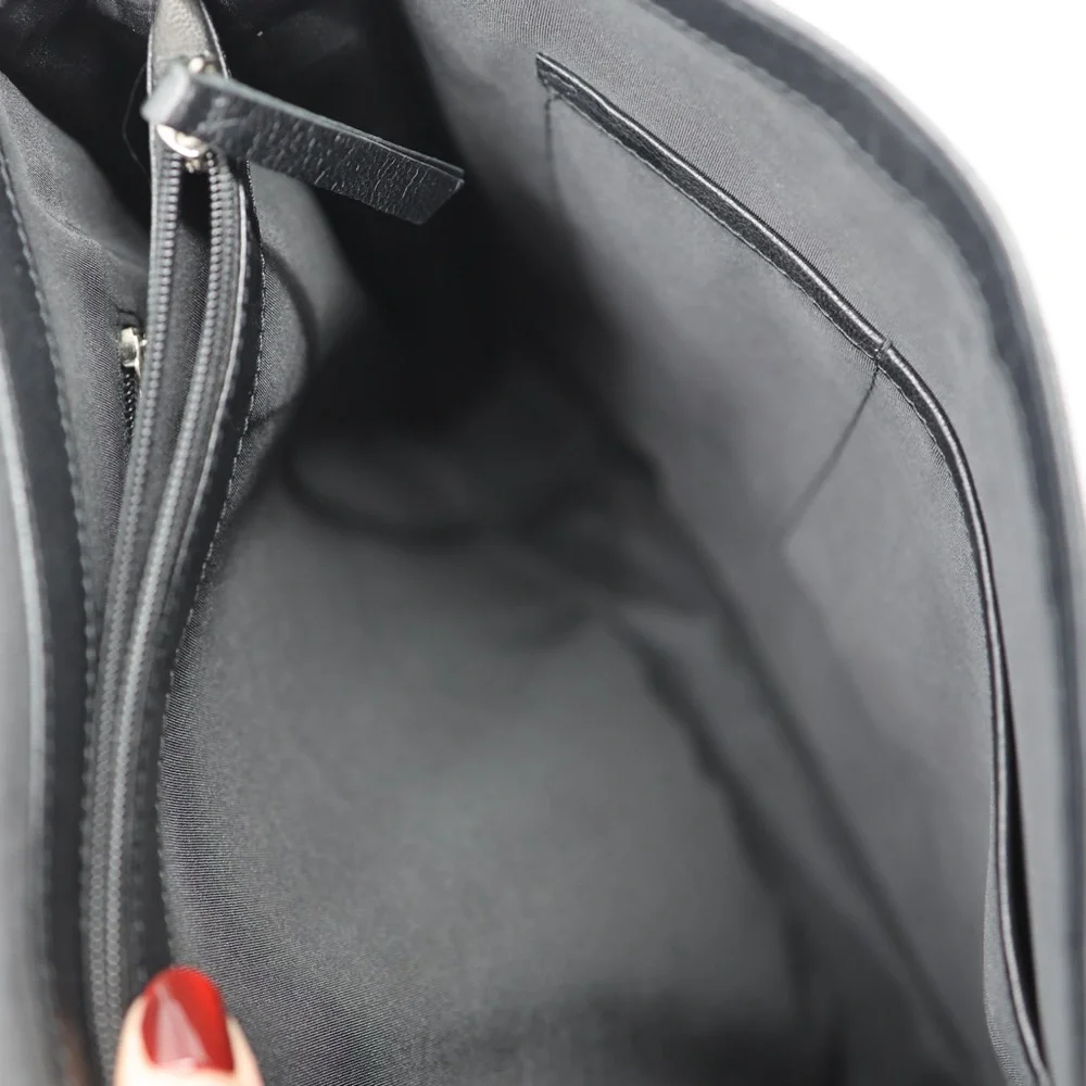Artisan NY Black Leather Messenger Crossbody Laptop Work Travel Shoulder Bag‎